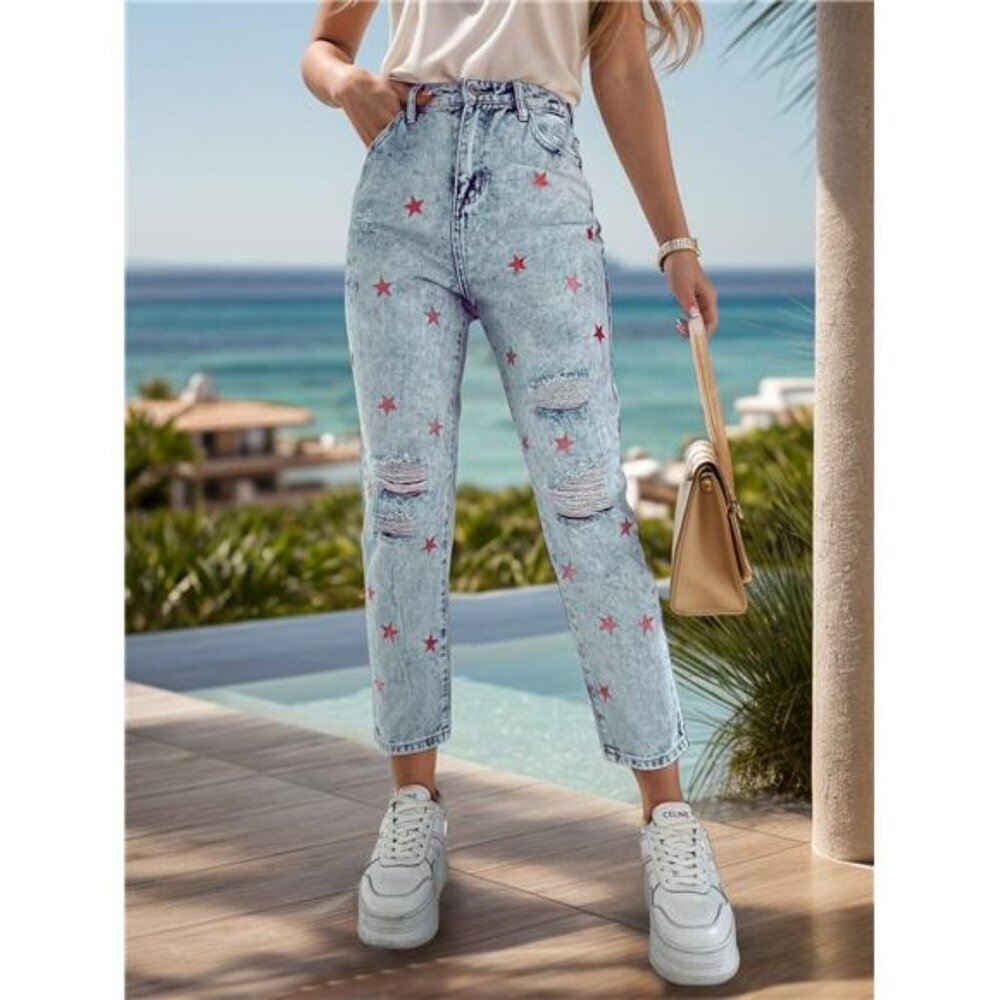 Distressed Star Jeans with Pockets